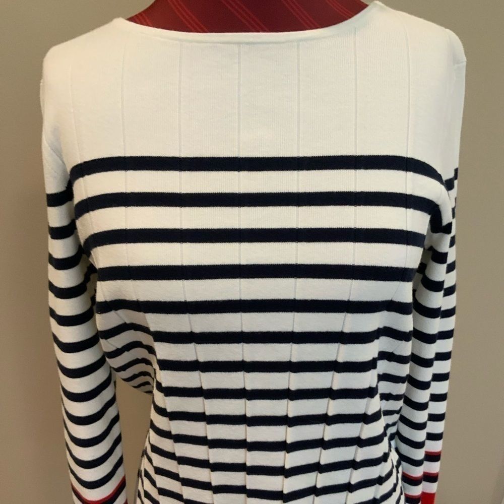 Nautica long sleeve shirt with navy blue strips